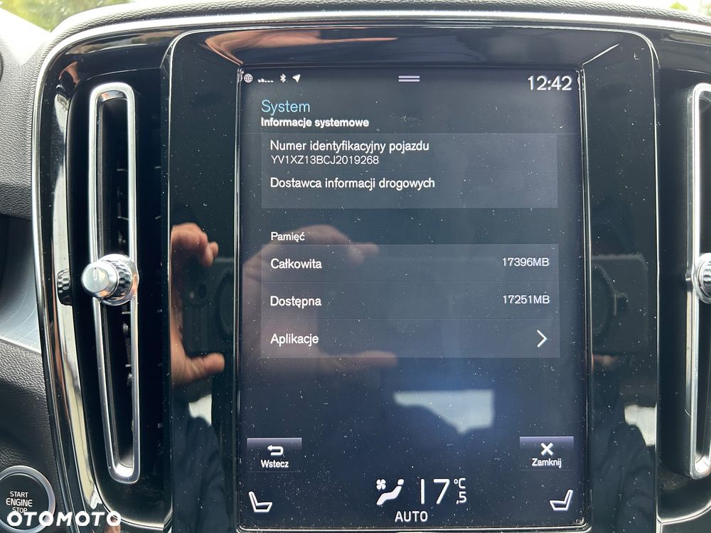 Volvo XC 40 T5 AWD Momentum Pro - 37