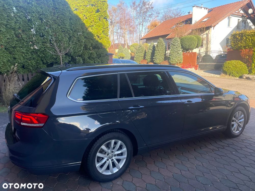 Volkswagen Passat Variant 2.0 TDI (BlueMotion Technology) Comfortline - 12