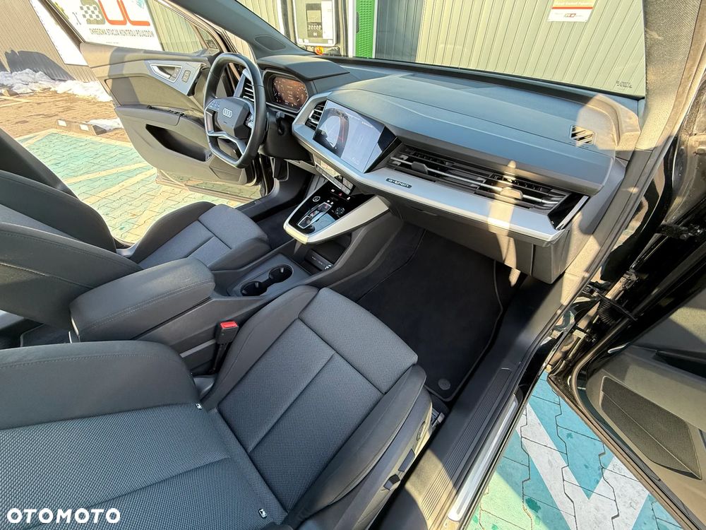 Audi Q4 e-tron 50 quattro - 14
