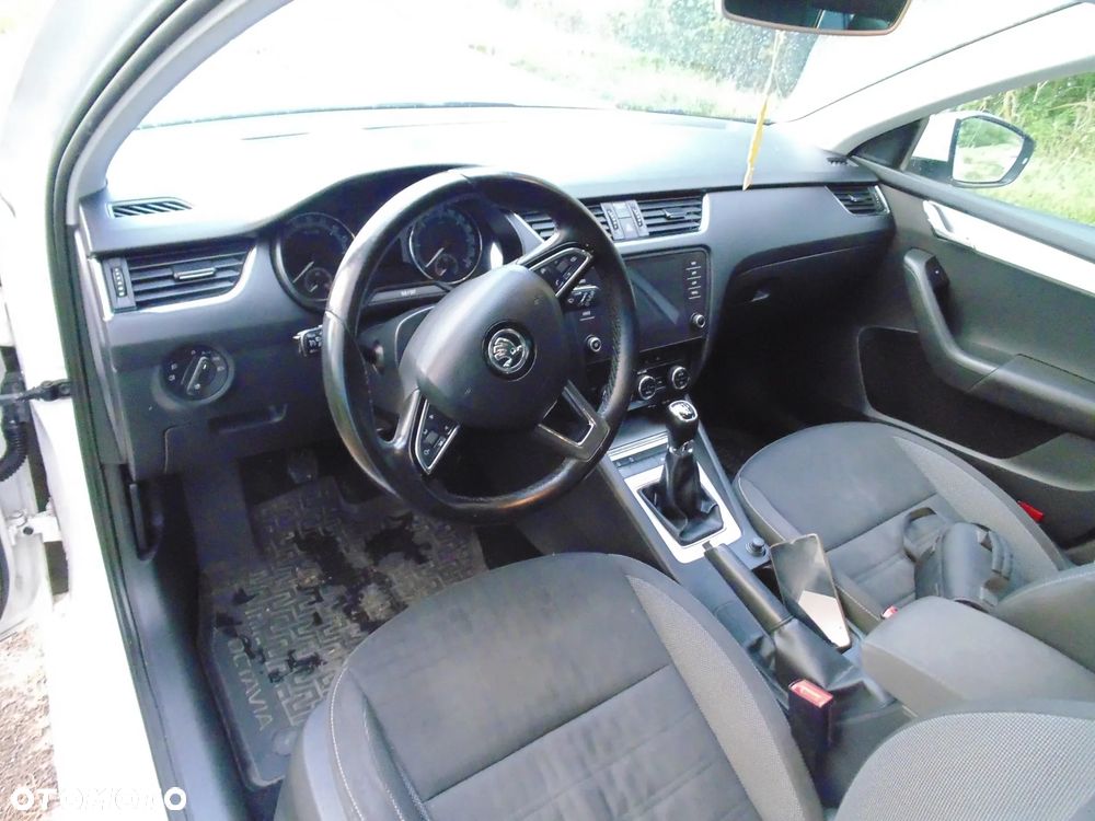 Skoda Octavia 1.6 TDI Style - 25