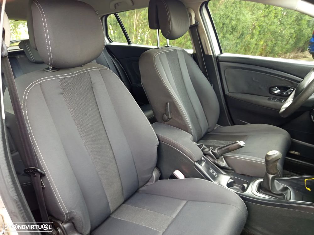 Renault Mégane Sport Tourer 1.5 dCi Confort - 28