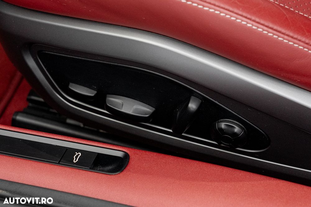 Porsche 911 Carrera 4S PDK - 14