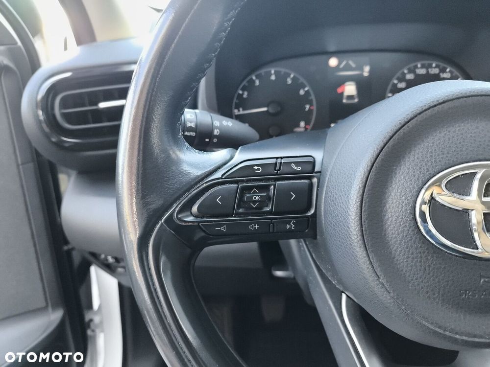 Toyota Yaris - 14