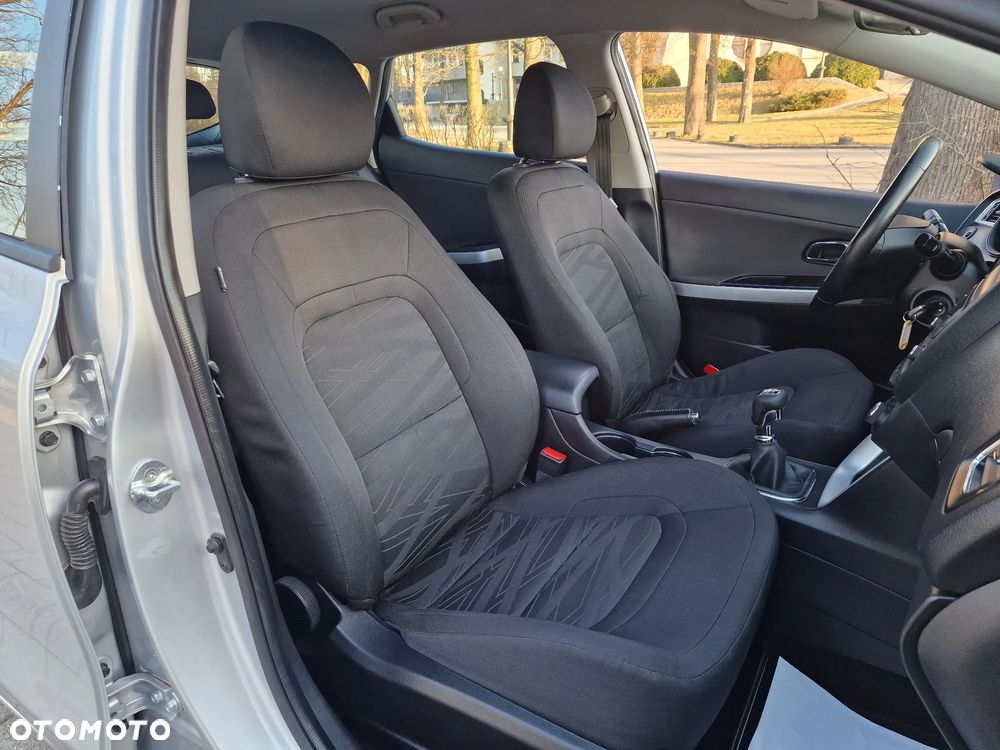 Kia Ceed 1.6 CRDi M - 9