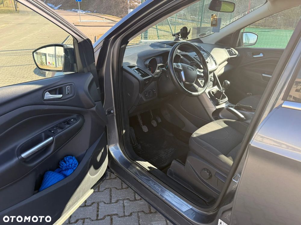 Ford Kuga 2.0 TDCi 4x4 Trend - 14