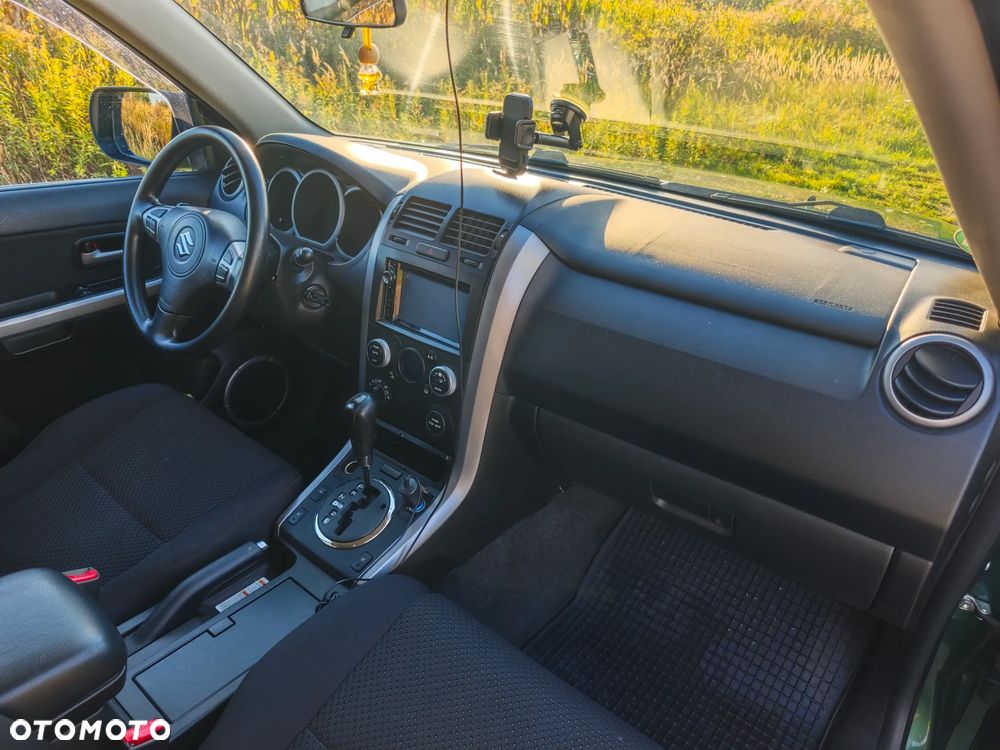 Suzuki Grand Vitara - 17