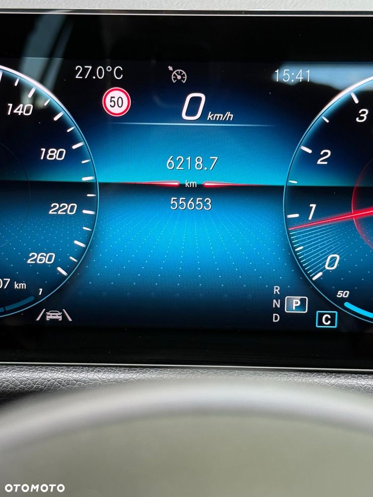 Mercedes-Benz GLA 180 Business Edition - 14