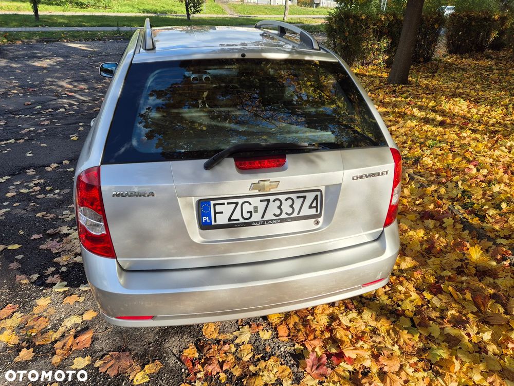 Chevrolet Nubira - 7