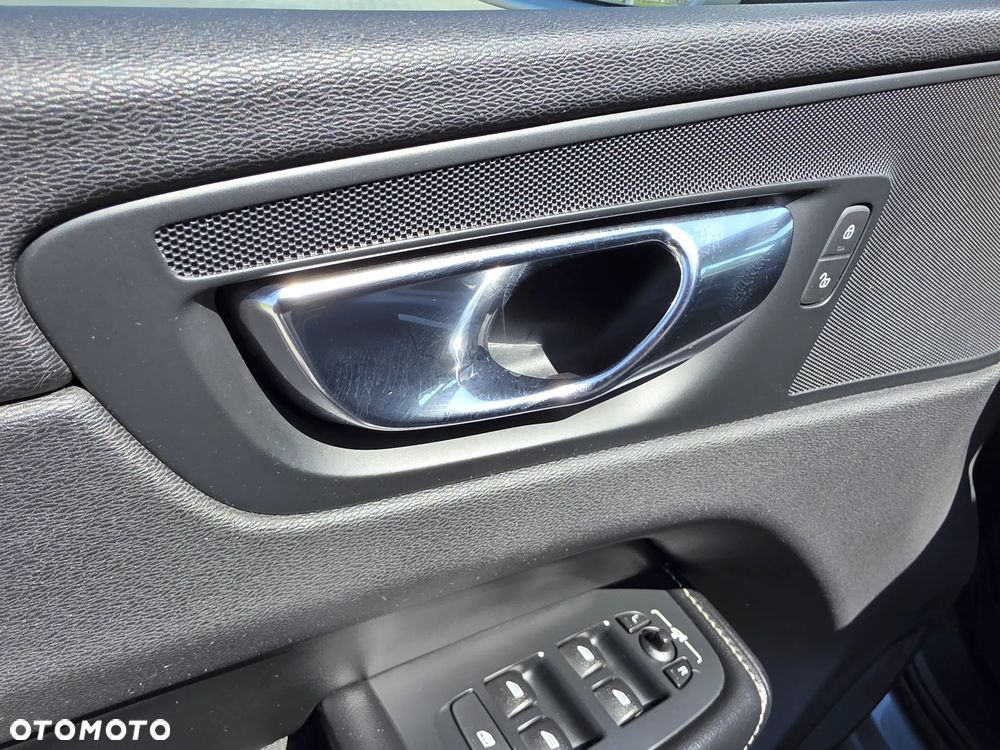 Volvo XC 60 D3 SCR R-Design - 32