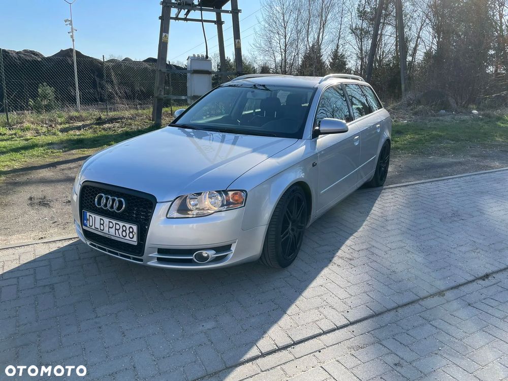 Audi A4 Avant - 1