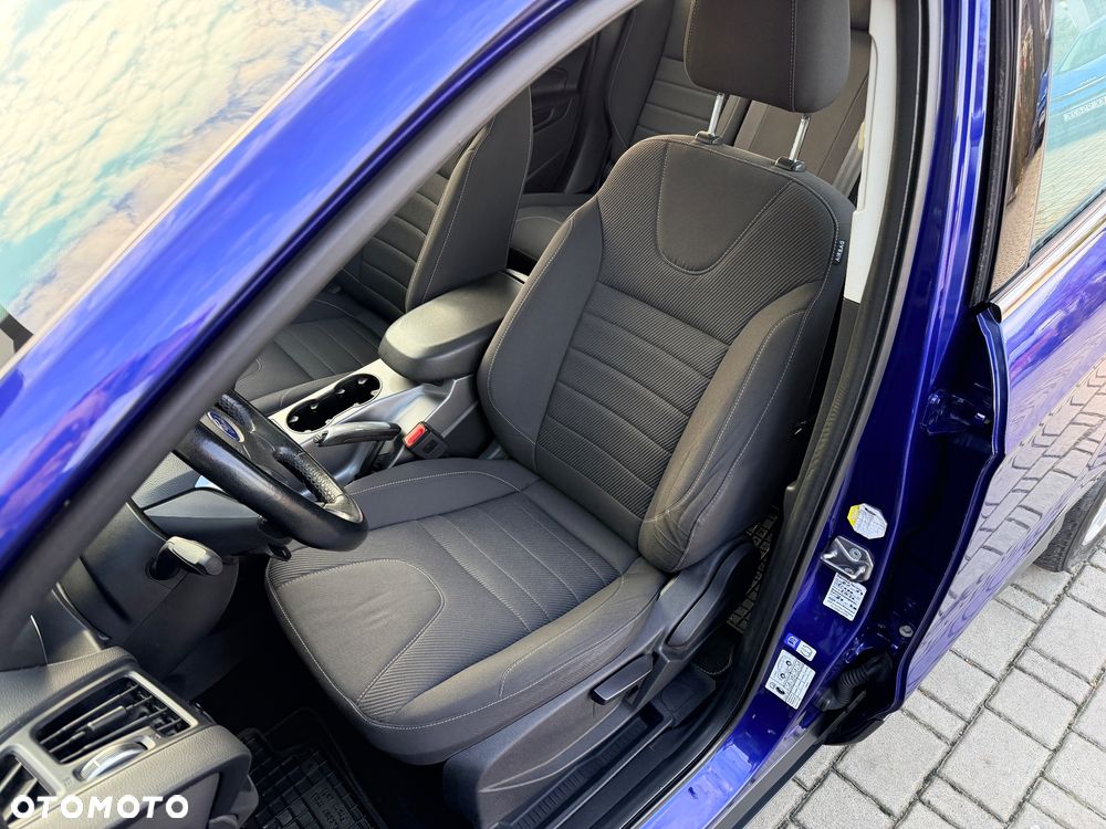 Ford Kuga 1.5 EcoBoost 2x4 Trend - 18