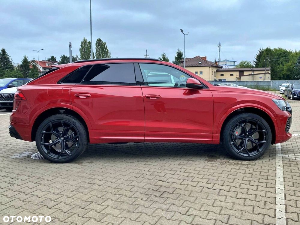 Audi RS Q8 - 7