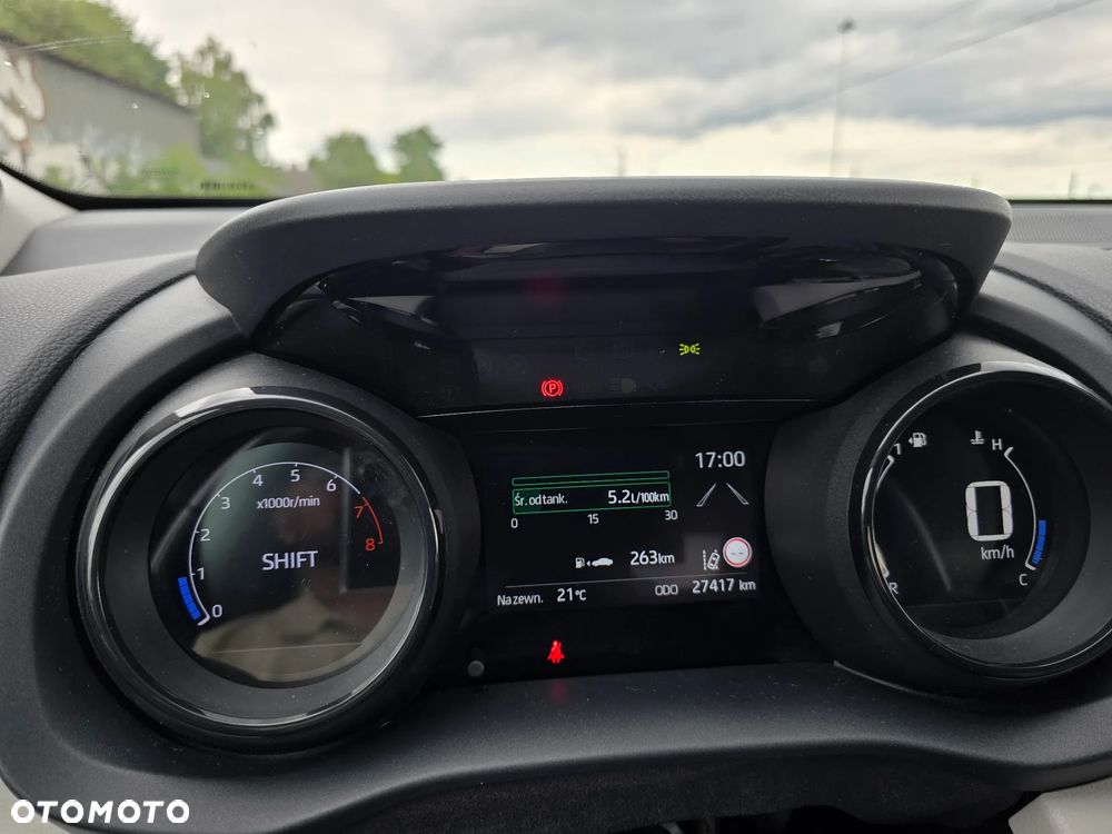 Toyota Yaris 1.5 Selection Elegant - 9