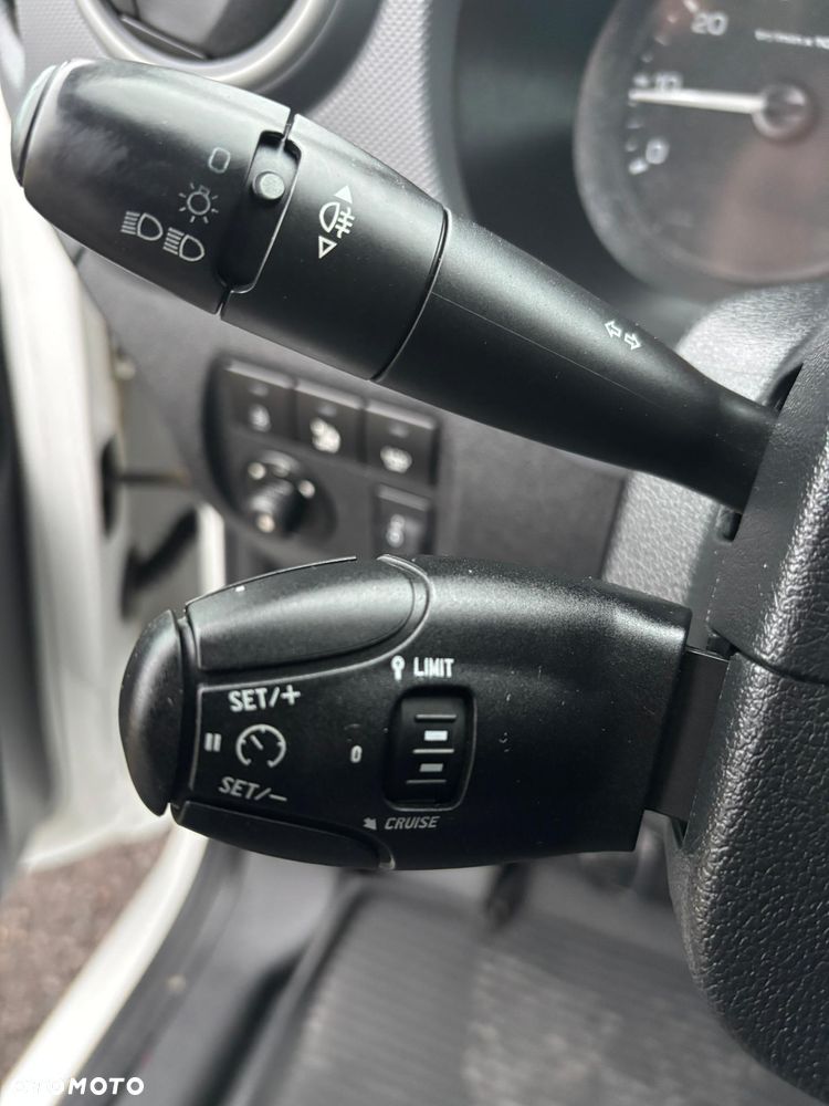 Peugeot Partner - 23