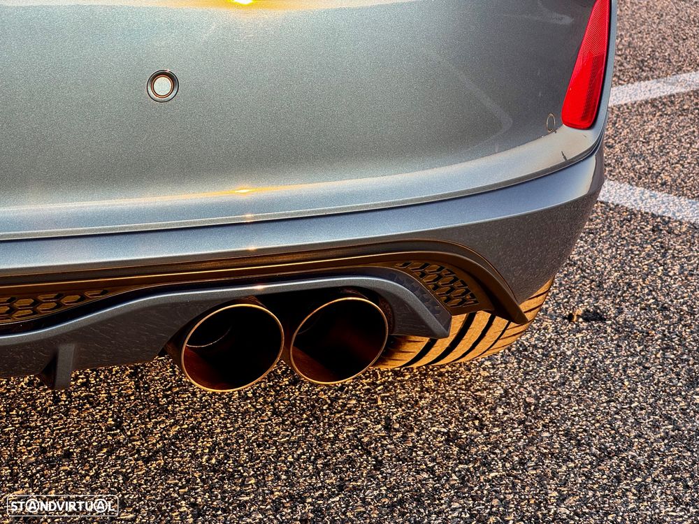 Ford Fiesta 1.5 EcoBoost ST High - 30