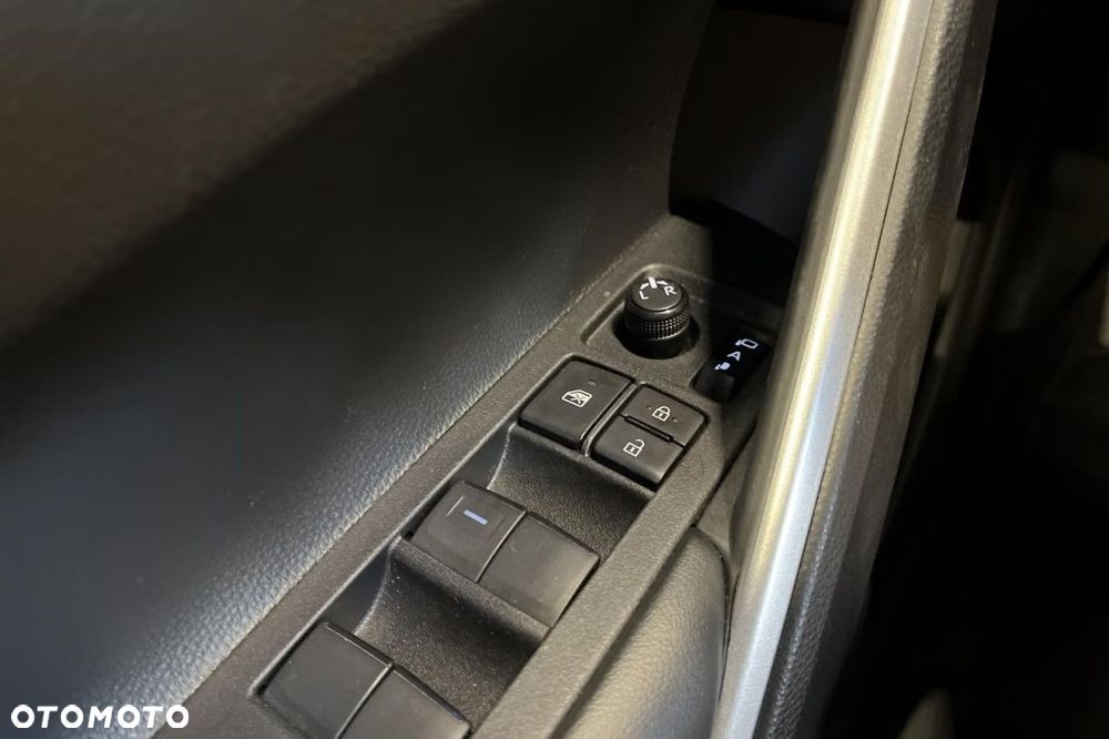 Toyota Corolla 2.0 Hybrid Executive - 17