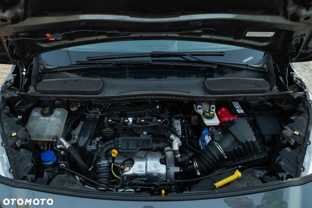 Ford Transit Connect - 15