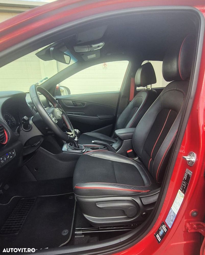 Hyundai KONA - 19