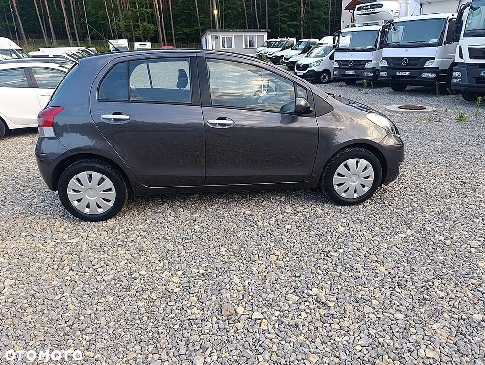 Toyota Yaris 1.33 Prestige - 7