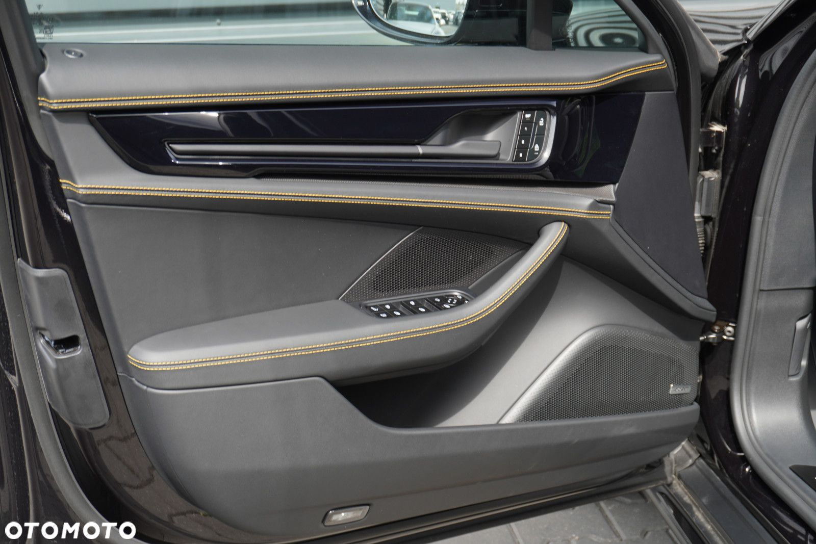Porsche Panamera - 8