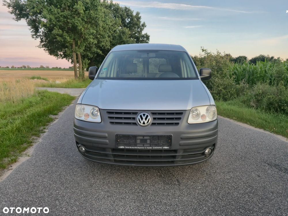 Volkswagen Caddy - 12