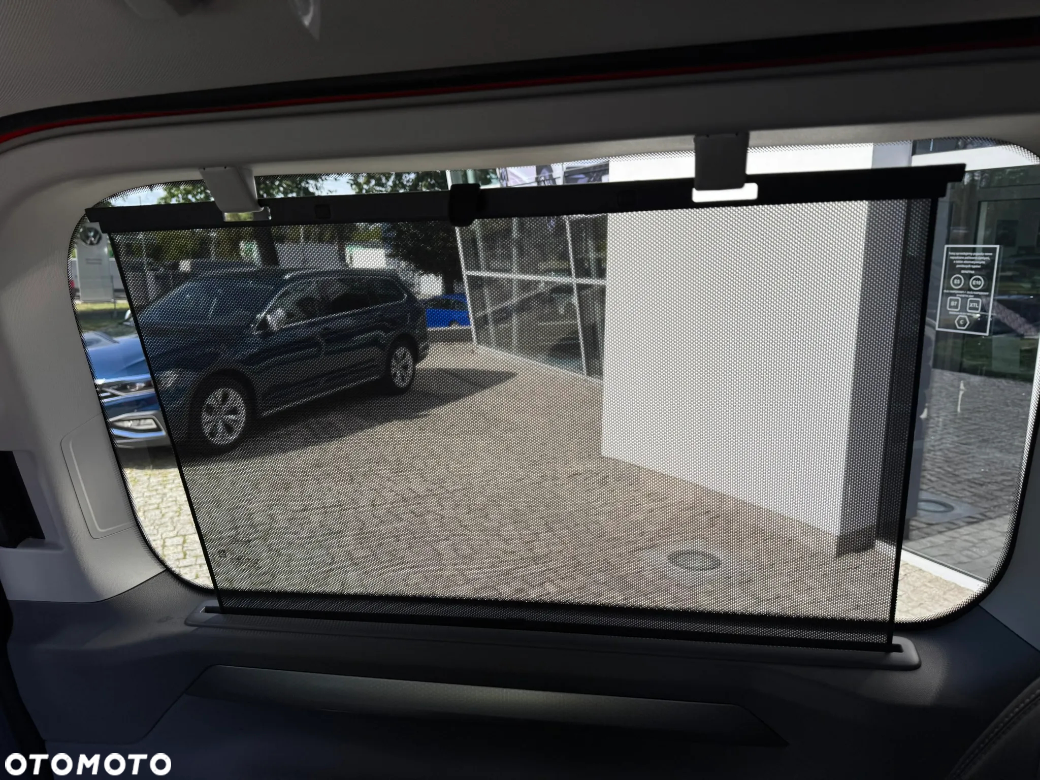 Volkswagen Caravelle 2.0 TDI L2 Style - 27