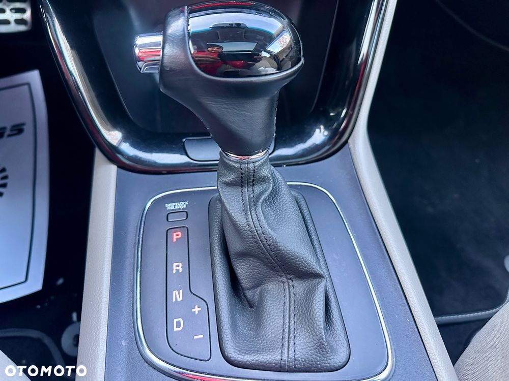 Kia Ceed 1.6 GDI DCT Platinum Edition - 26