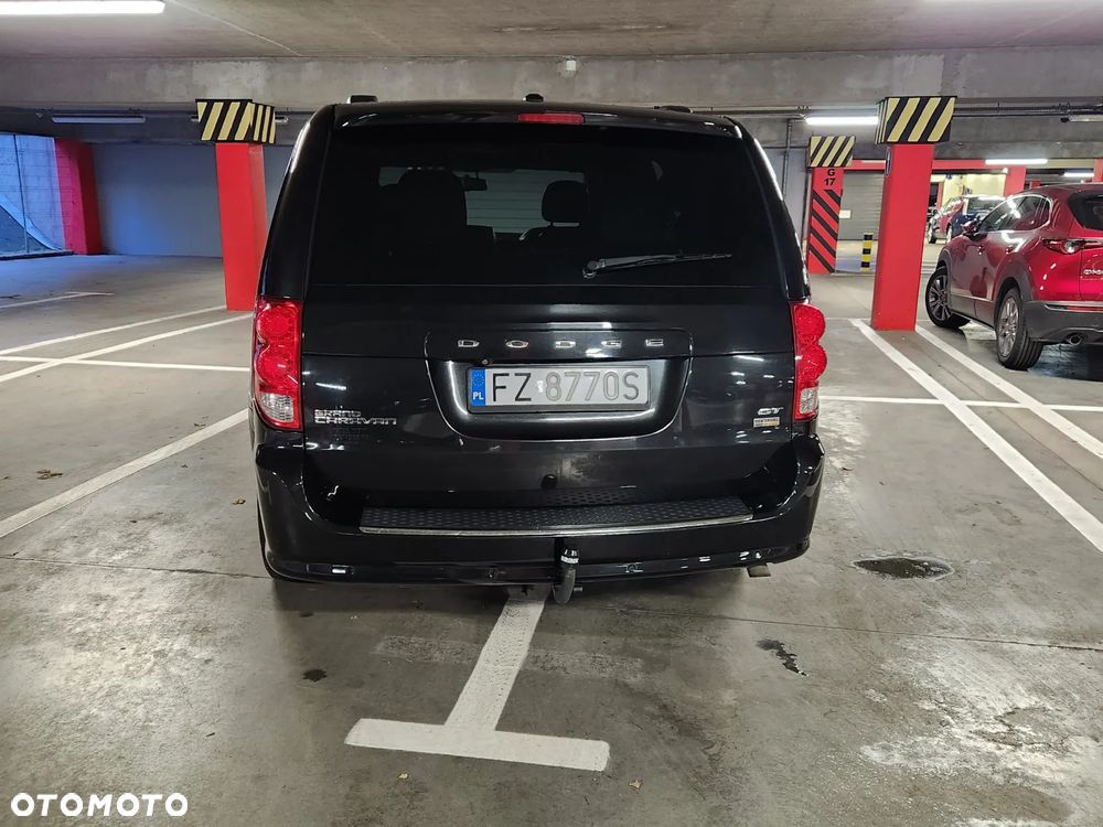 Dodge Grand Caravan 3.6 R/T - 4