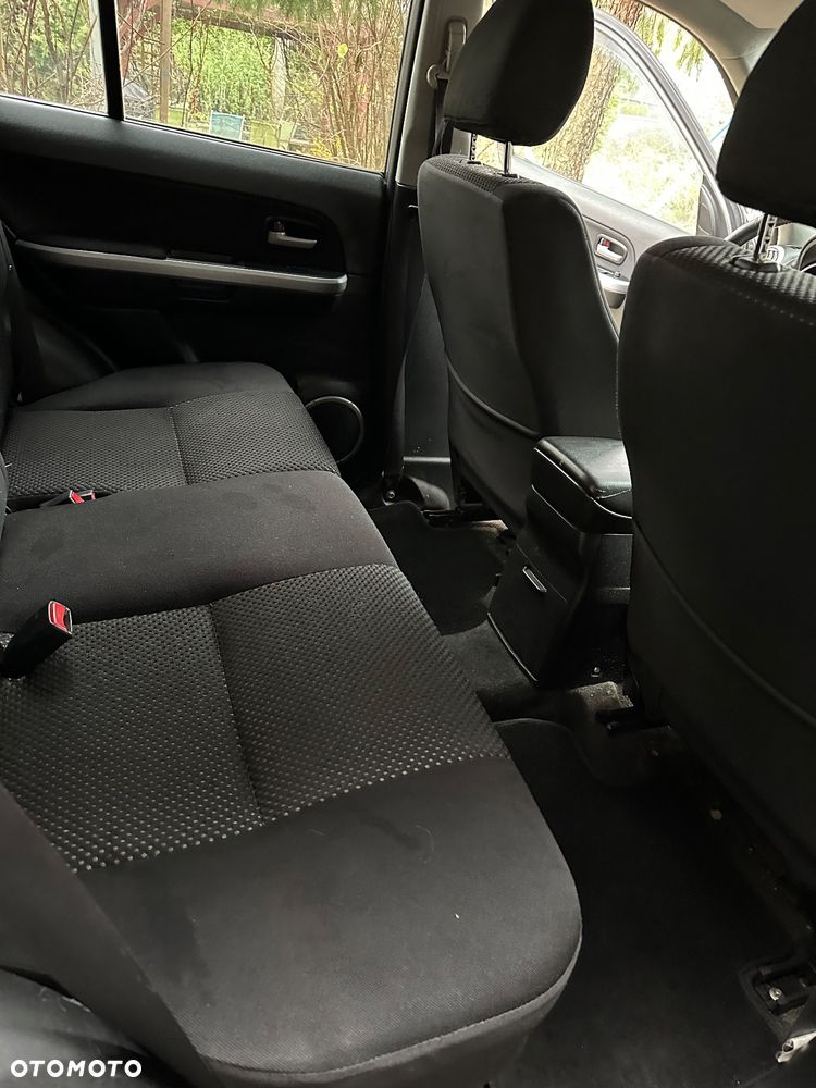 Suzuki Grand Vitara 1.9 DDiS - 25