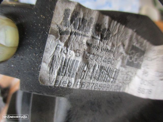 Farol 519371490 P67765991 FIAT GRANDE PUNTO 2015 1.3JTD 84CV 5P PRETO DRT H4 VALEO - 4