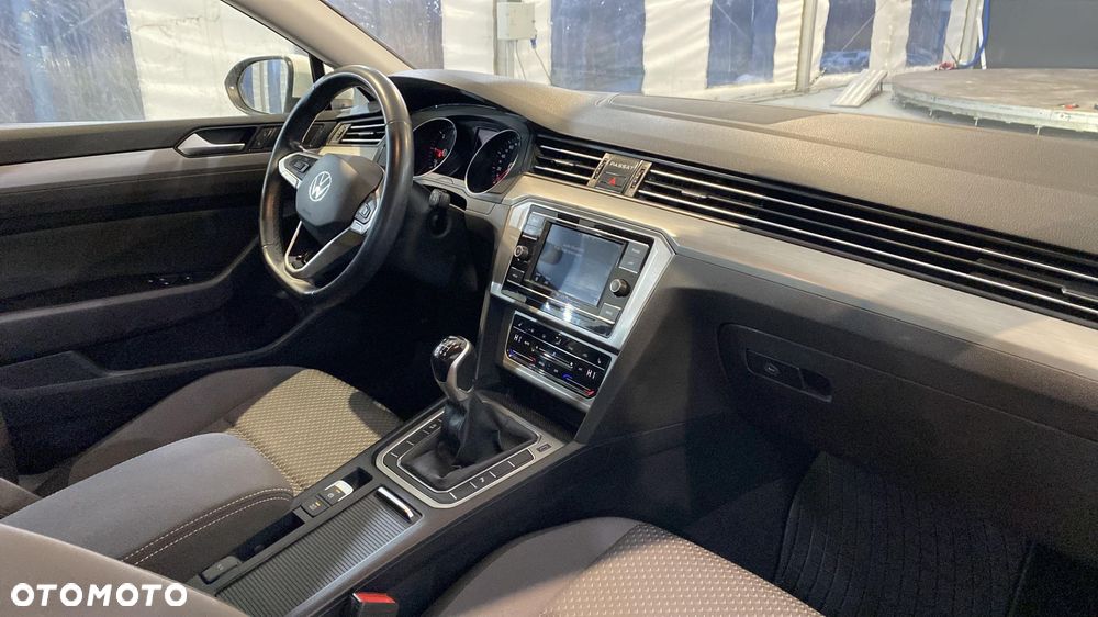 Volkswagen Passat 2.0 TDI EVO Essence - 15