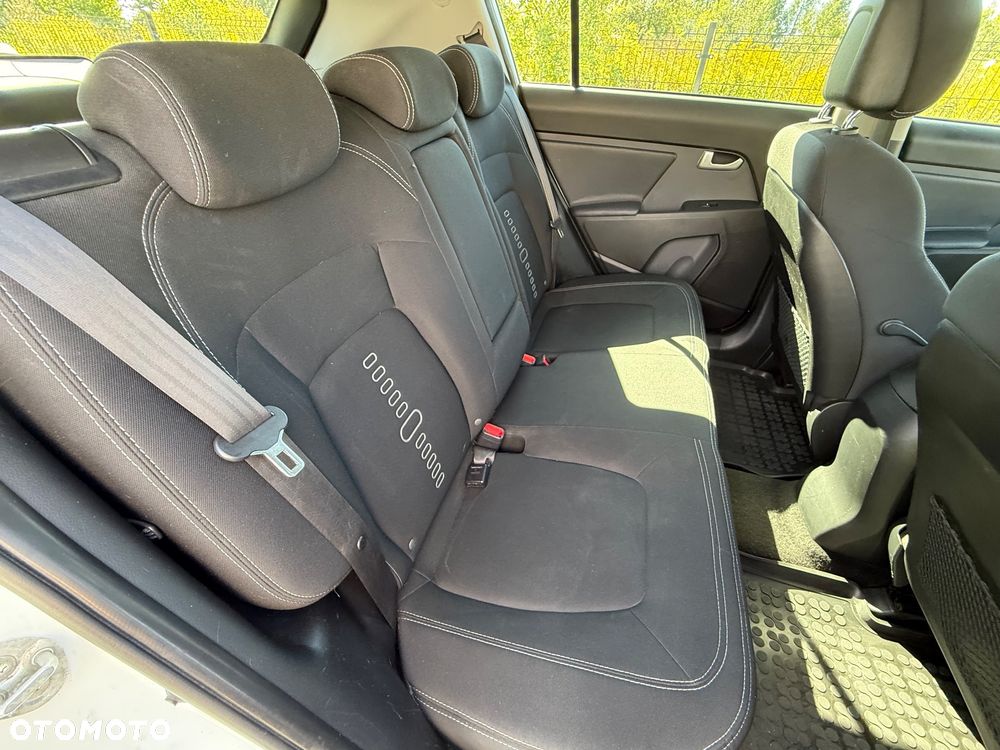 Kia Sportage 1.7 CRDI M 2WD - 17
