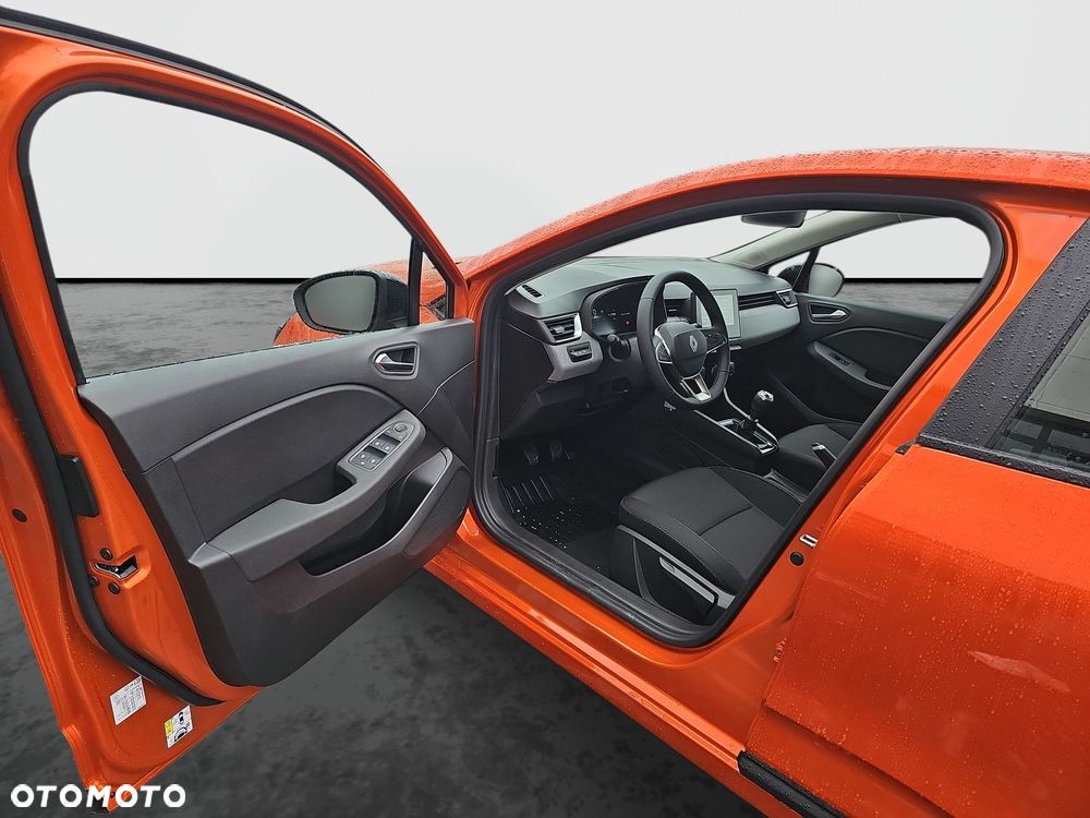 Renault Clio 1.0 TCe Evolution - 10