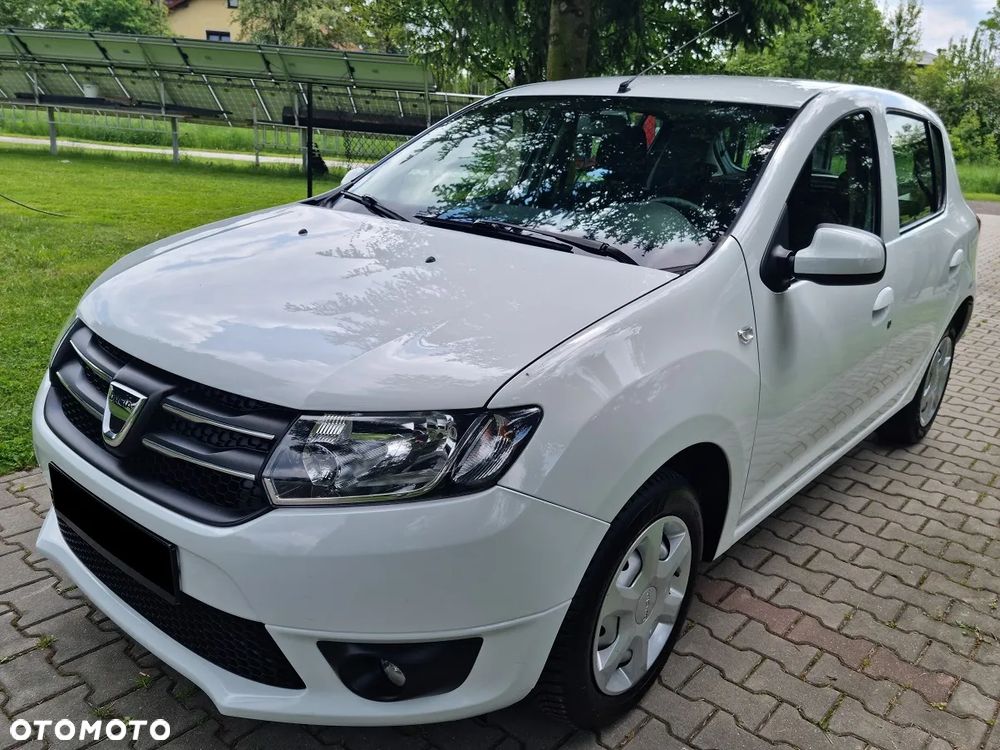 Dacia Sandero 1.2 16V 75 Laureate - 2