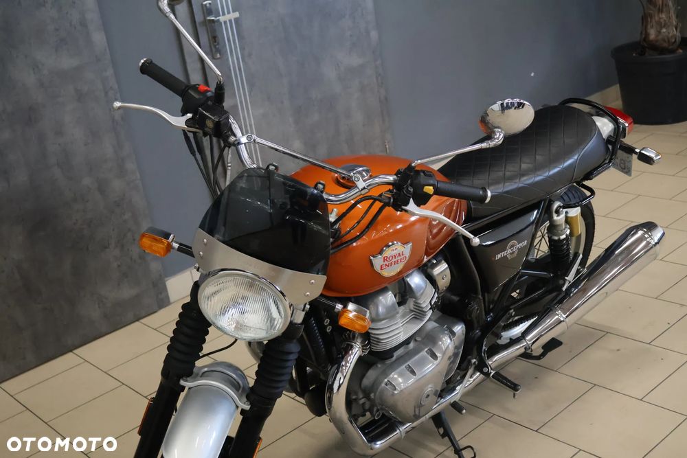 Royal Enfield Interceptor - 5