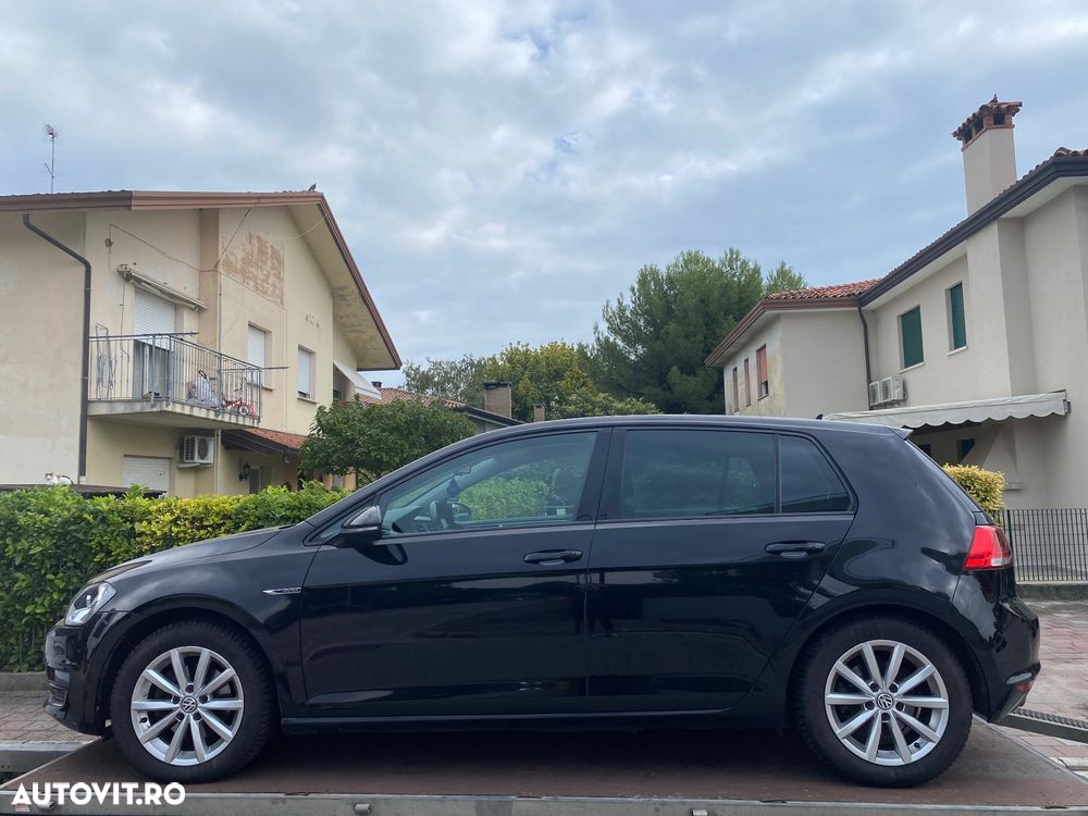 Volkswagen Golf 2.0 TDI DSG Comfortline - 3
