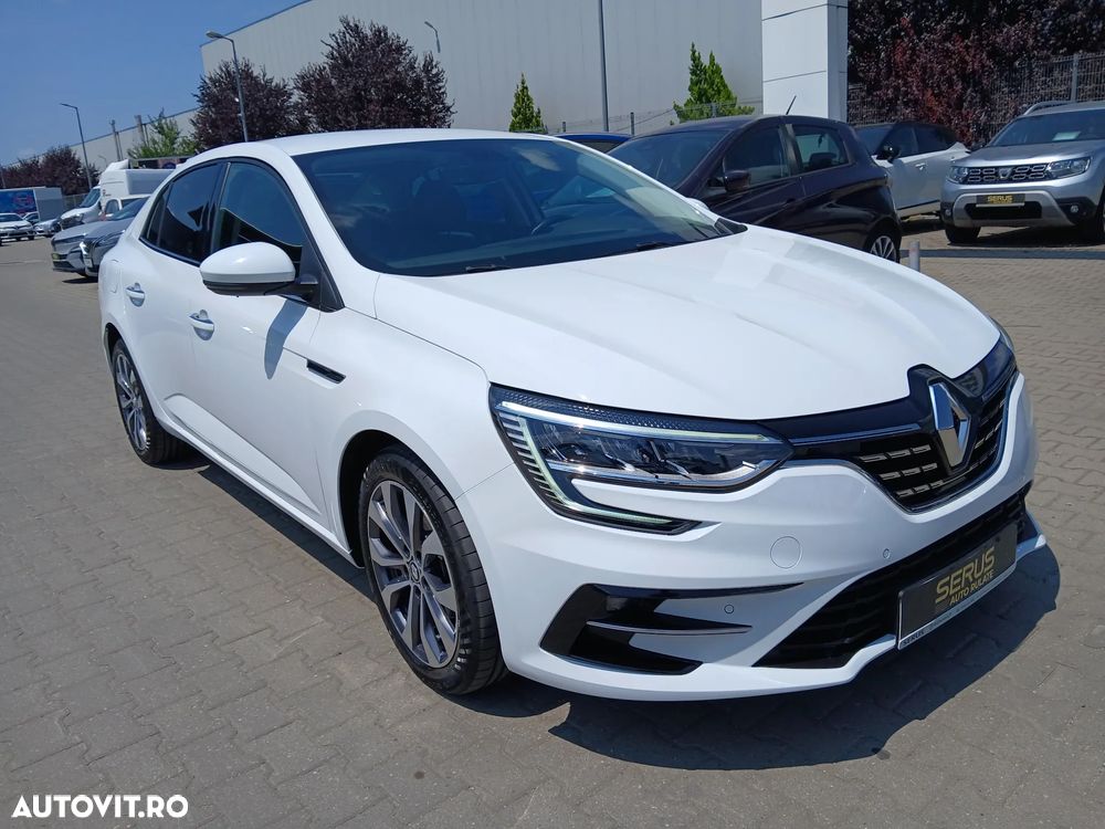RENAULT Megane 2023 — imagine 3