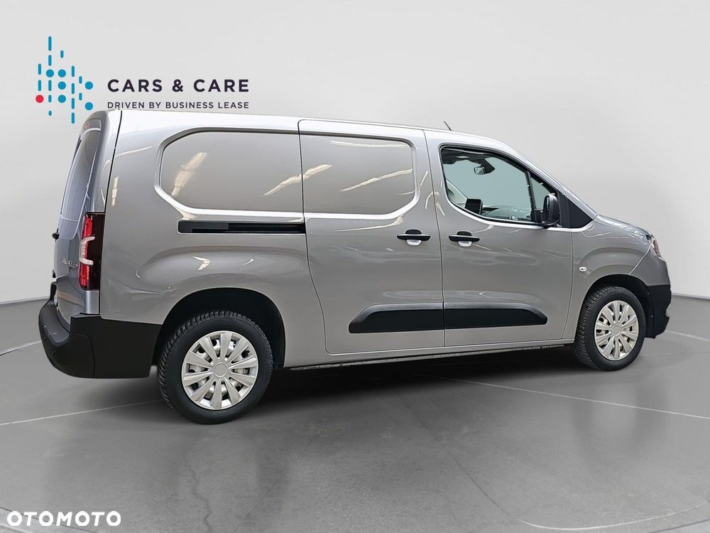 Toyota ProAce CITY 2.3T 1.5D-4D 100KM long Furgon Active M6 75kW I2 (samochód van 4dv.) - Samochód dostawczy - 17