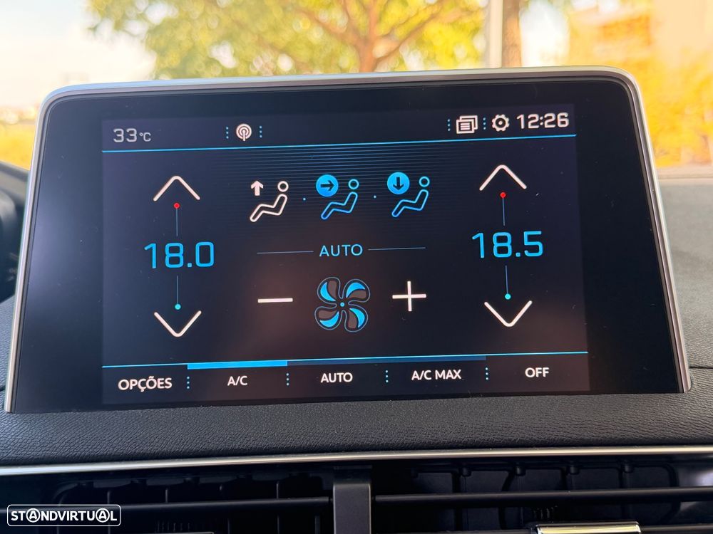 Peugeot 5008 1.6 BlueHDi Allure EAT6 J18 - 26