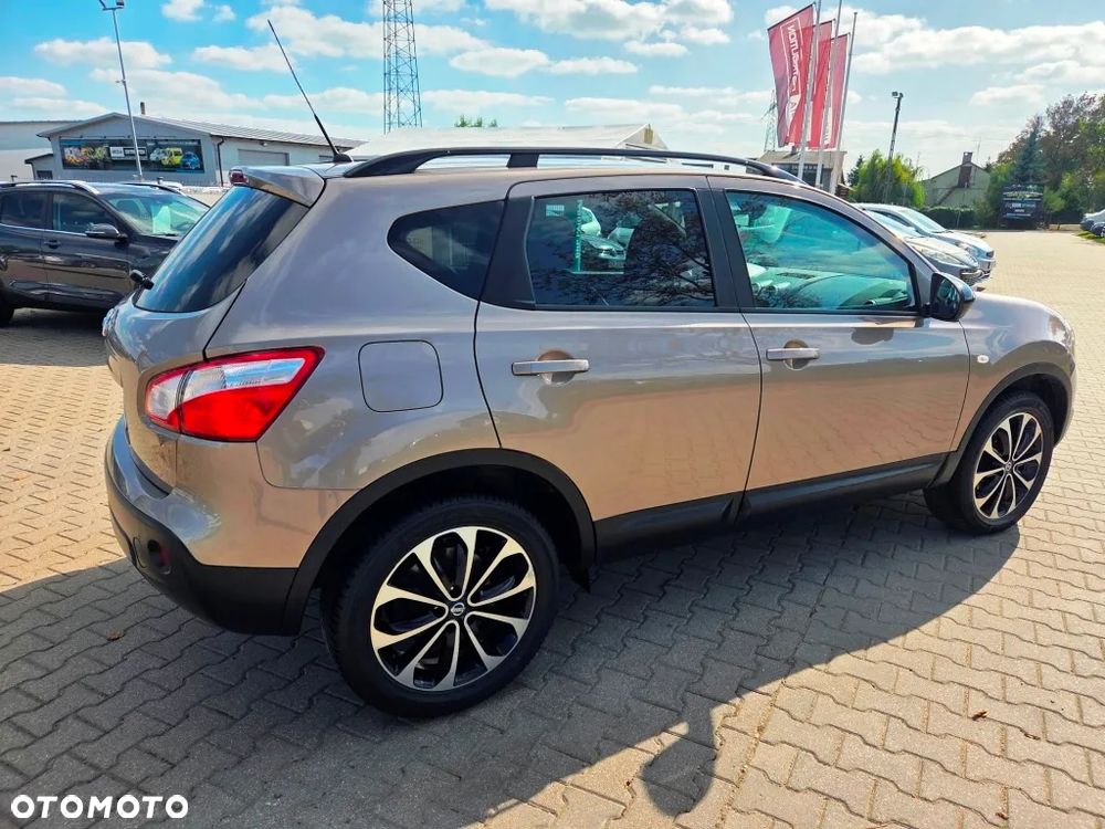 Nissan Qashqai 1.6 Tekna - 10