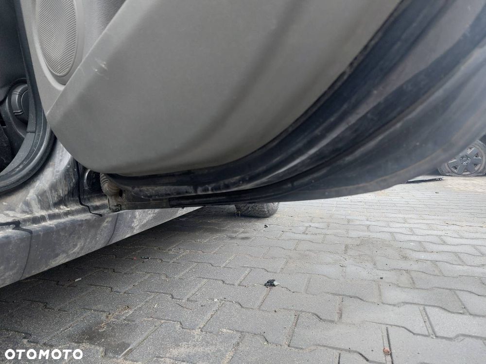 DRZWI KOMPLETNE PRAWY TYŁ RENAULT MEGANE III TEB66 - 6