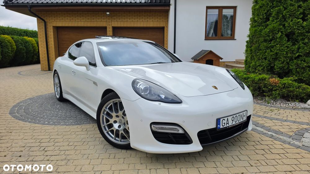 Porsche Panamera - 13
