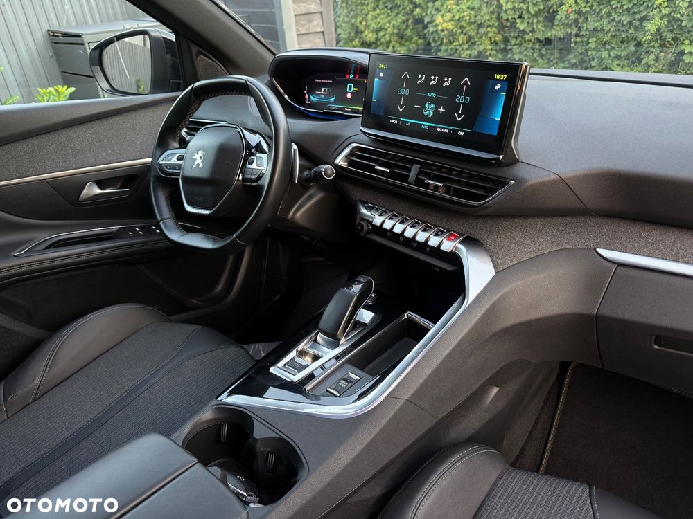 Peugeot 3008 225 e-EAT8 Allure - 12