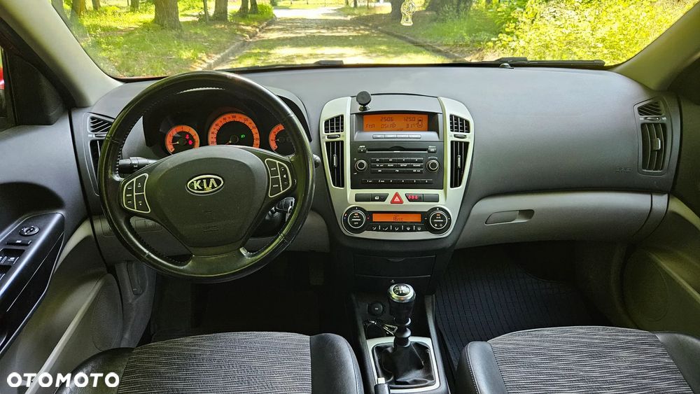 Kia Ceed 1.6 Optimum + - 18