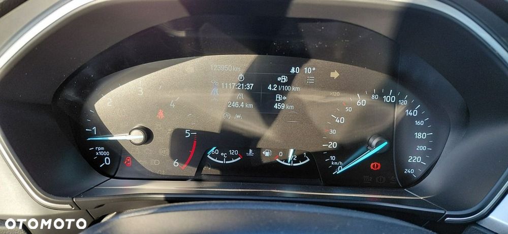 Ford Focus 1.5 EcoBlue SCR Connected - 16