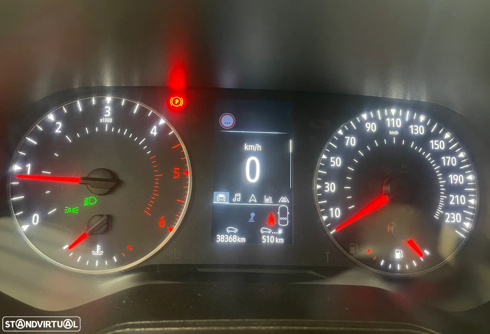 Renault Clio BLUE dCi 100 BUSINESS EDITION - 46