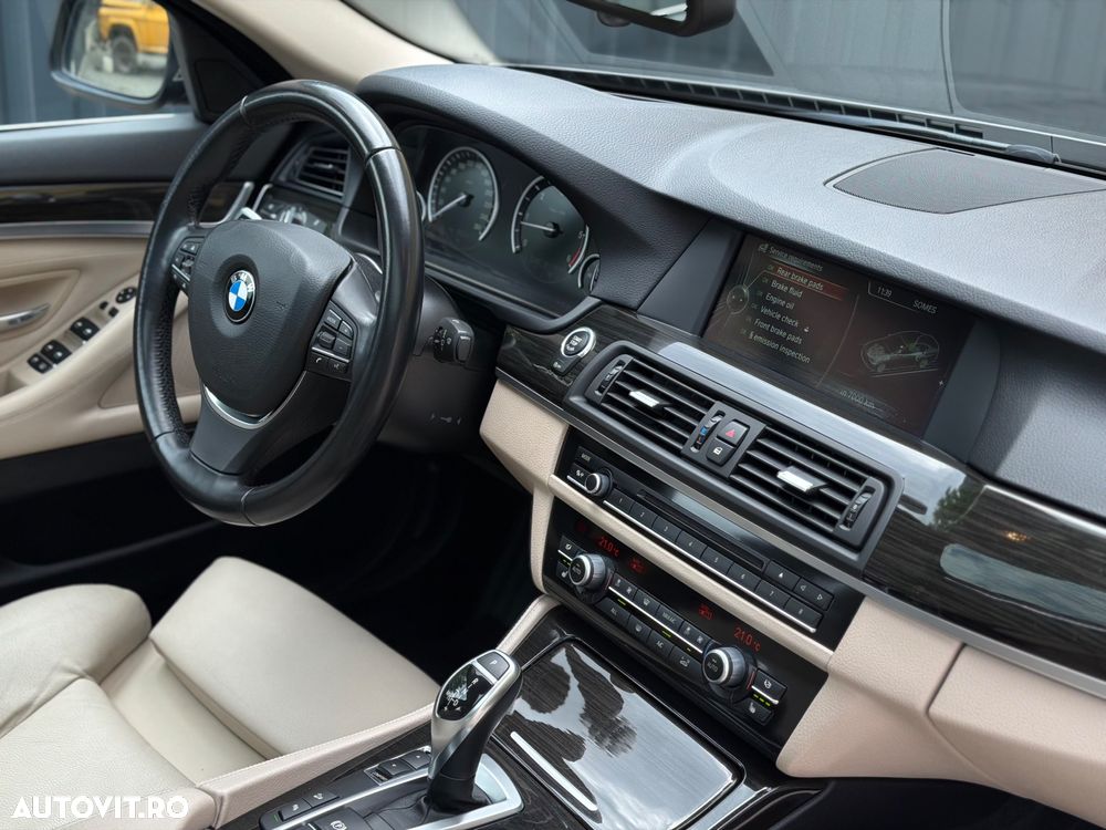 BMW Seria 5 525d xDrive Aut. - 36