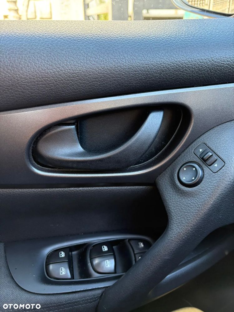 Nissan Qashqai 1.2 DIG-T N-Connecta - 22