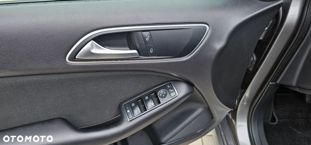 Mercedes-Benz Klasa B 200 CDI (BlueEFFICIENCY) 7G-DCT - 8