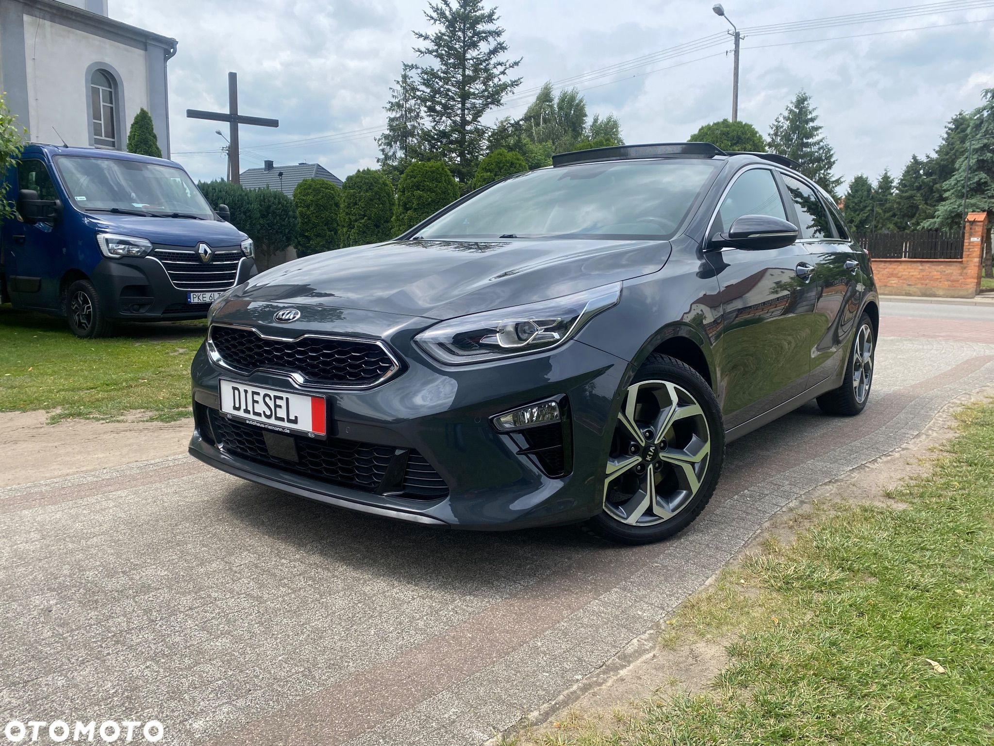 Kia Ceed 1.6 CRDi Platinum Edition - 1
